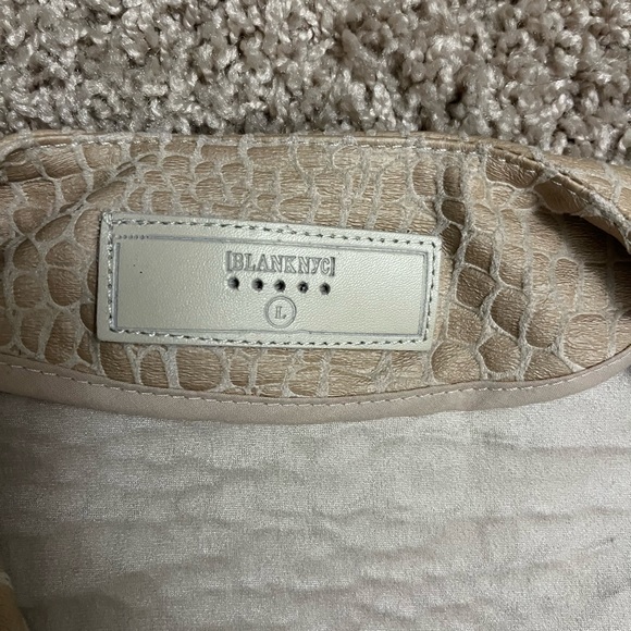 Blank NYC NWT Tan Faux Leather Croc Embossed Wishing Well Jacket - Picture 7 of 7